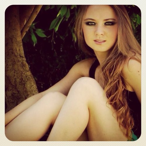 AliMurowR's profile picture. Ingeniera en desarrollo sustentable. TV Host. Bailarina. Cineasta frustrada /Success doesn't come and find you, you have to get out and get it