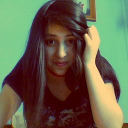 Holi:3 me llamo Barbara,vivo en Chillán-Chile,de musica..esucho rap nacional♥,se supone que soy simpatica..se supone:( & esop:) sigueme♥