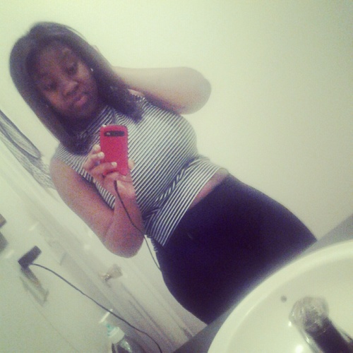 Serenity's Mommy : ) #Lonerlife until January 2, 2013 :) My daughter has my heart until further notice ...