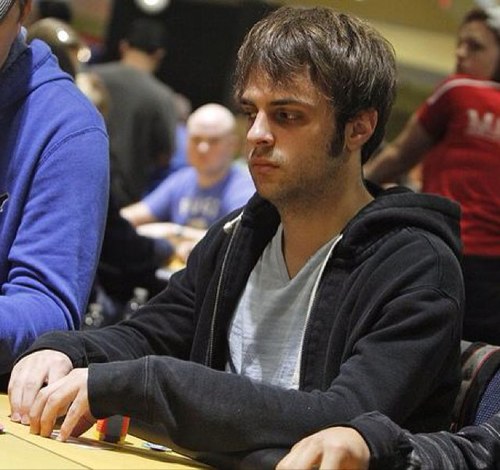 Poker player, Happy to be a representative of Run Good Gear (https://t.co/6GMuQHcaKI)