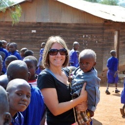 desantisfitness's profile picture. Music teacher, Beachbody coach, runner, and Jesus follower :-)