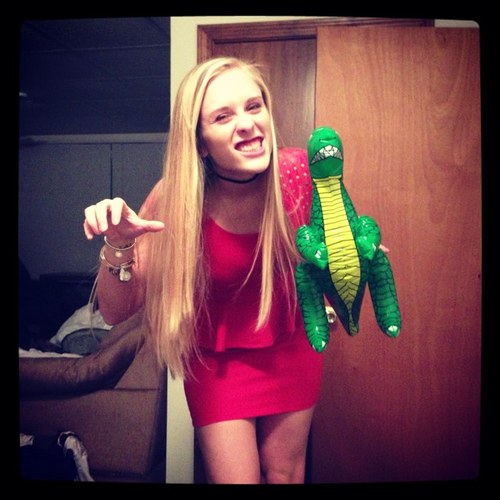 igobyricki's profile picture. Ricki. i'm getting paper. look at me now.