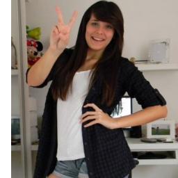 Bio? Fala sério como vou resumir minha vida em 160 caracteres ? haha'