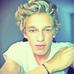 Amo o Cody e fim. (: