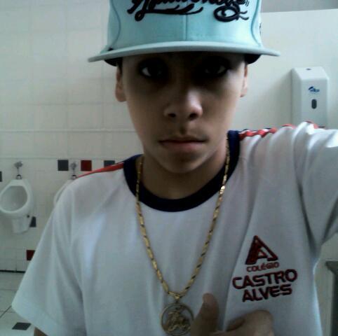 thomasjunior8's profile picture. 