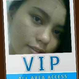 esterevasetibin's profile picture. 