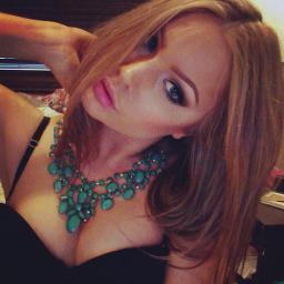 red head irish girl that speaks french ;)