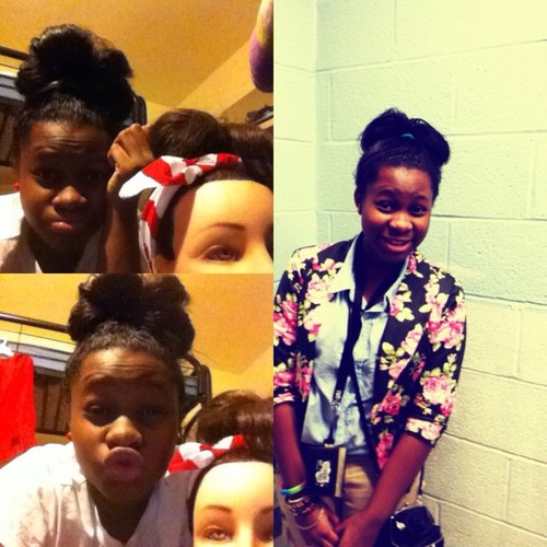 , i run thinqs over onn EAST SIDE all yall bitties #TAYnavy ! So do as yur told and Follow THE LEADER