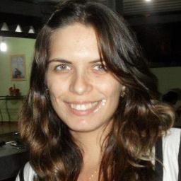 I'm a 25-year-old Brazilian girl who's an anthropologist and a crazy fan of True Blood, White Collar and House! :)
