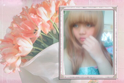 follow  me  n to be  friends   with   me