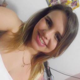 As pessoas não sabem nada sobre mim, mais ainda me julgam.