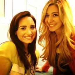 Hey People, This Account is just for friends, My Second|Private Account!
First:@Dd Lovato!♥
STAY STRONG!