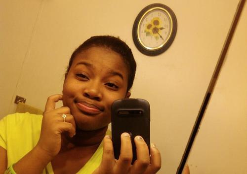 Alexis is on punishment and she hates it. lol i am so bored im starting to talk i  third person... im making a scrabook.. should be funn...
