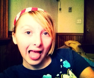 I love Minecraft,Smosh,ALL video games, and FOOD but skinny as f#!$
