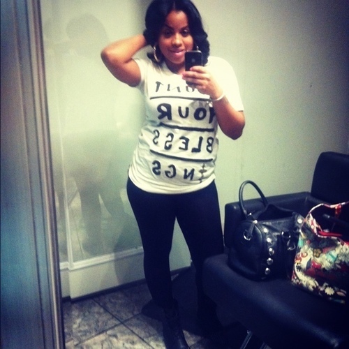 RyLans Mom......../Hairstylist!...#TeamIvanized 