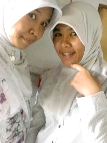 stay calm . keep woles :) YOLO =))