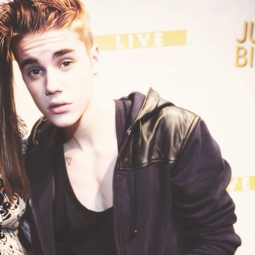 If you believe and never say never,there is no impossible.✌