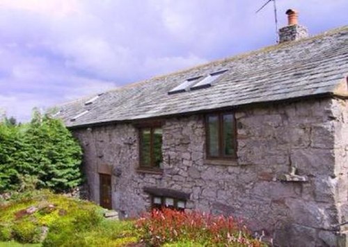 Luxury self-catering barn conversion in the heart of Cumbria. 4 Star, Gold Award. Sleeps 8. 

info@dacregarth.co.uk