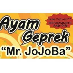 Rasakan kelezatan ayam geprek dgn bumbu istimewa disajikan dgn sgnp cinta jojoba. Sehat, kenyang, halal. Rp.7.500,- di Taman Kuliner R-15 Condong Catur Jogja :)