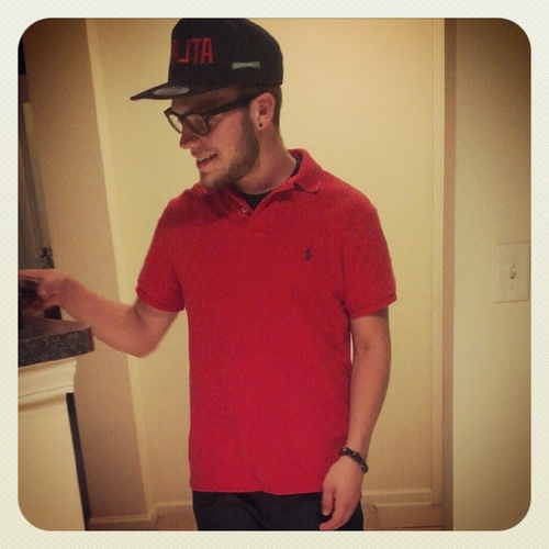 empoweredmitch's profile picture. Teaching people how to earn money easily so they have the freedom to do what they truly love and desire :) Contact me at empoweredmitch@gmail.com