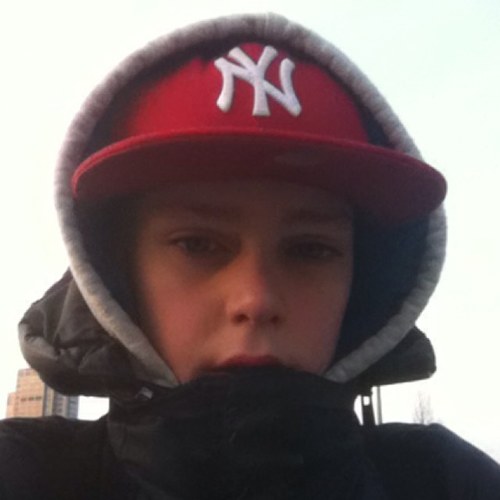Ik ben een fiets die van Skype houdt omdat zijn klok een interieurdesigner is en graag een buddha na wilt doen, mijn hond is een rambo want hij heeft een hoorn