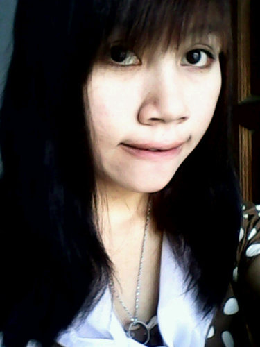 a nurse, a singer, a writer.
Mahasiswi SHT.just mentions i'll folback