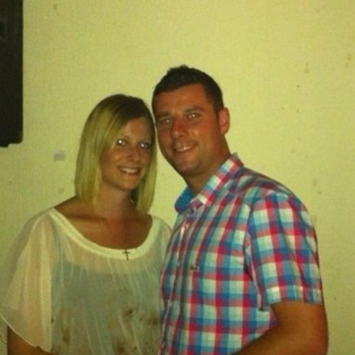 bashismyidol's profile picture. I voted out