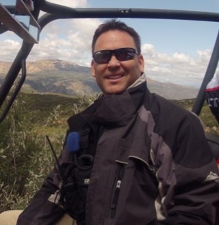 I'm Kent Erickson, live in Solana Beach, San Diego,CA. FAA pilot, hanggliding and paragliding pilot and skydiver. Into all things adrenaline related!