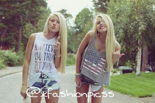 De leukste fashion foto's! Maak de followknop hieronder blauw! Keep calm and follow @xfashionpicss ! Op naar de 100 ♡