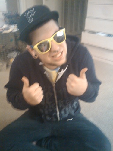 SoFLo, 19, Drop the bass. XBL: Decimint. FB: /Erdiner. Would you follow back, cause I'd follow back.