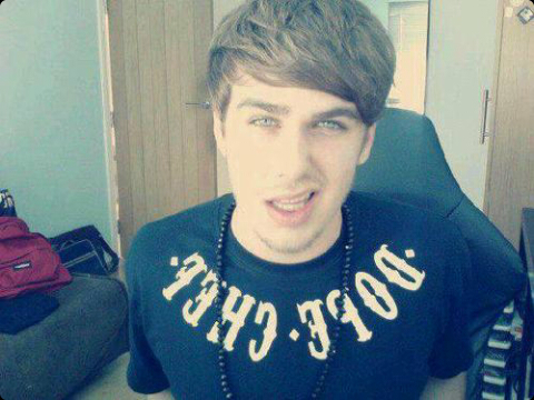 officialoll's profile picture. I consider myself to be a nice guy so don't be afraid to chat xD.