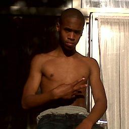 Boekingen: dilly_lopes@hotmail.nl
 Rotterdam Music
 Follow @DalianLopes010