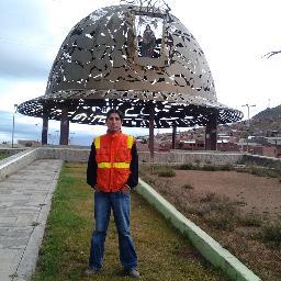Trabajando en La Paz..soy Ing. Industrial..un tipo serio, responsable, muy familiero y soy buen amigo.