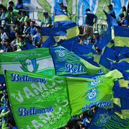 サッカー、フットサルやってます。 Jリーグ観戦/J1湘南を応援。湘南ベルマーレ一筋！Shonan BMWスタジアムのゴール裏で応援してます。