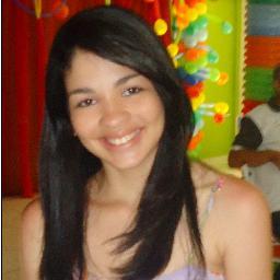 Quem sou eu? Sagitariana, Flamenguista , 16 aninhos, Católica. quer saber mas ? sigam-me '