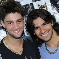 Fã Clube criado em homenagem ao @MUNHOZ_FRANGO e o @Mariano_MeM voces sao minha vida principes @munhoz_mariano