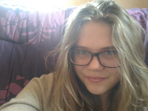 Marinedamour59's profile picture. je follow back 100% . 14 ans . follow par Tal,Nikos, Mixtape et Christian Wossilek. Super sympas alors follow moi :)