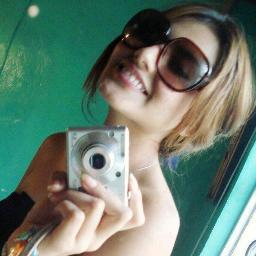 Solo necesito de tus labios para continuar.
