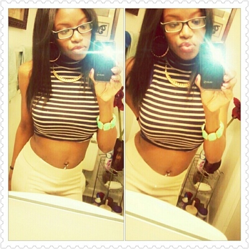 BOMB_shell21's profile picture. 22YRS OF HARD WORK..lovin my life with my young man. #ProudMother #teamCapricorn #teamDarkskin #teamMom #TEAMFYEKANDY #SsNation DM[V]