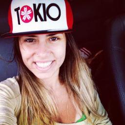 loca,apaixonada,amiga,companheira,bipolar,ciumenta,safadinha
simplesmente EU