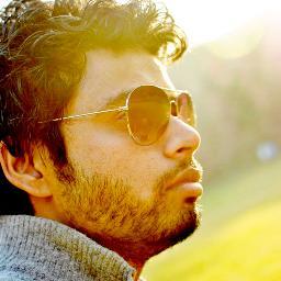 less words, n a lot to express myself with, so gt in touch n knw me ;)