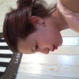 12_daninha's profile picture. 