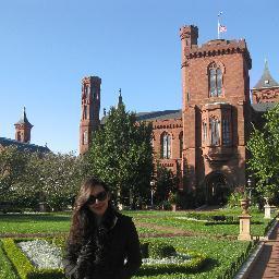 Lawyer. Mexico City. Foodie. Life is a trip. ♡♡♡♡ 
Eat well, travel often // Come bien, viaja a menudo.