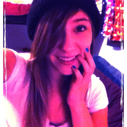 ulovekitkat's profile picture. Heyy im Kyle Mckenzie :) I love sports and hanging with my friends! I love my music! If you wanna know more just ask!