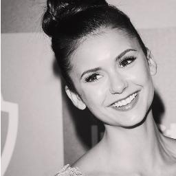 DelenaAreMy's profile picture. “Nunca esquecerei, o que é ser humana. Isso me assusta. A única coisa que me faz continuar.”