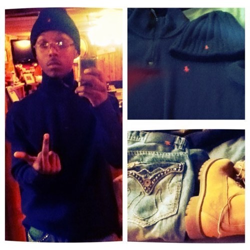 ForeignTrill's profile picture. Follow Me On Instagram @ForeignAnt Im Cool & Like Playing Sports Follow The L O M L @_____shortieee (6_'s) 1-25-13 : )