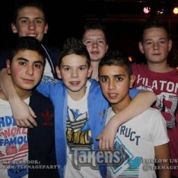 Kadirr ♥ xxononiemmXD Ping:2890A711.