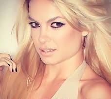 esse twitter  foi feito para a nossa querida diva Lua Blanco,a quem devemos nosso carinho!
um beijo Lua ♥