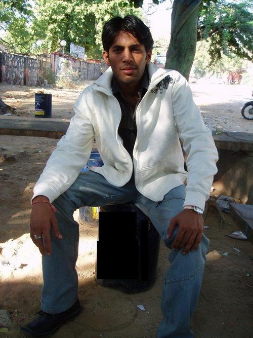 Working as a Seniour Software Developer  in Wellcom WorldWide at Noida