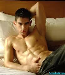 heloman51's profile picture. 